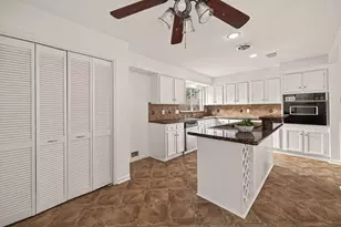 1007 Apache Falls Dr, Katy, TX 77450 - Photo 11