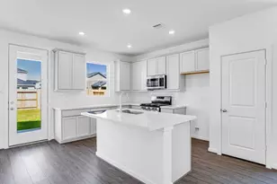 9735 Bixby Crk Dr, Cypress, TX 77433 - Photo 3