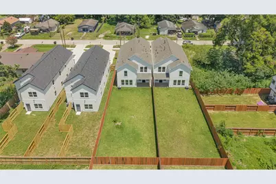 7411 Charlie Street, Houston, TX 77088 - Photo 37