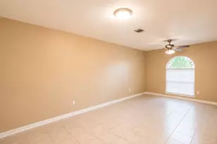 10358 Sageplum Dr, Houston, TX 77089 - Photo 7