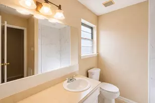 10358 Sageplum Dr, Houston, TX 77089 - Photo 11