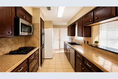 10358 Sageplum Drive, Houston, TX 77089 - Photo 5