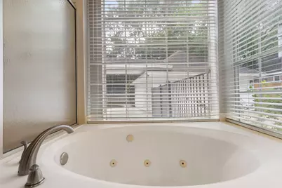 27 Stargazer Place, The Woodlands, TX 77381 - Photo 33