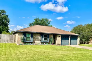 1718 Linwood Dr, Wharton, TX 77488 - Photo 1