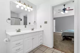 4910 Pleasure Lake Dr, Willis, TX 77318 - Photo 21