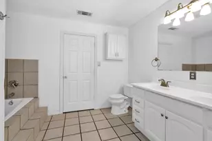 4910 Pleasure Lake Dr, Willis, TX 77318 - Photo 19