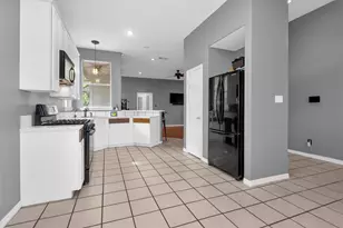 4910 Pleasure Lake Dr, Willis, TX 77318 - Photo 13