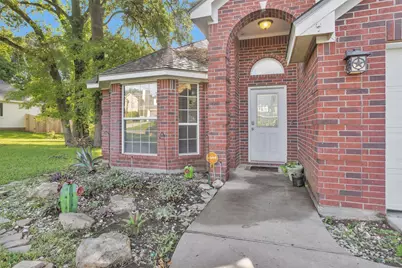 4910 Pleasure Lake Drive, Willis, TX 77318 - Photo 3