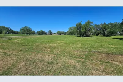 1601 Old Henry Court, Angleton, TX 77515 - Photo 9