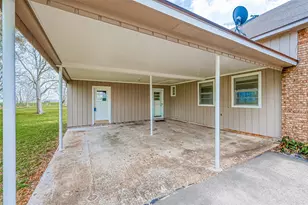 1826 Co Rd 469, El Campo, TX 77437 - Photo 9