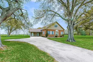 1826 Co Rd 469, El Campo, TX 77437 - Photo 1