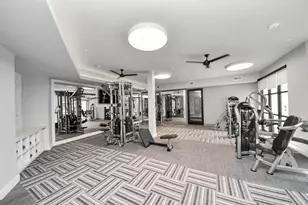 15635 Memorial Dr, Houston, TX 77079 - Photo 37