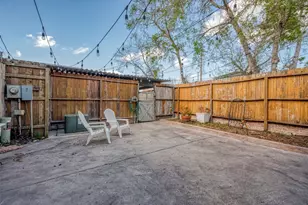 10189 Beekman Pl Dr, Houston, TX 77043 - Photo 39