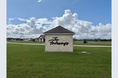 113 Legends Way, El Campo, TX 77437 - Photo 1
