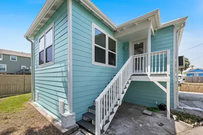 2023 1/2 Hollywood Avenue, Galveston, TX 77551 - Photo 25