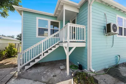 2023 1/2 Hollywood Avenue, Galveston, TX 77551 - Photo 33