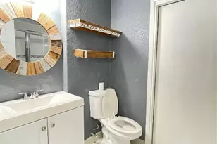 128 Houston St, Angleton, TX 77515 - Photo 13