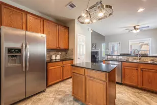 216 Willow Pointe Dr, League City, TX 77573 - Photo 13