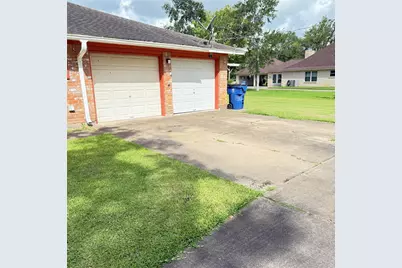 1410 S Dance Drive, West Columbia, TX 77486 - Photo 7