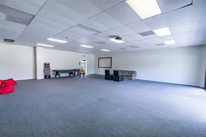 425 E Obryant Street, Bellville, TX 77418 - Photo 11