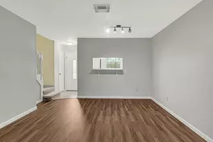 14333 Memorial Dr, Houston, TX 77079 - Photo 11