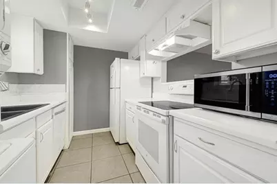 14333 Memorial Drive #99, Houston, TX 77079 - Photo 5