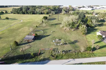 1006 Sinclair Street, West Columbia, TX 77486 - Photo 11