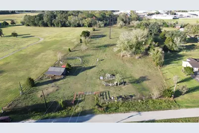 1006 Sinclair Street, West Columbia, TX 77486 - Photo 9