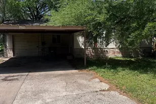 625 Fostoria Ln, Houston, TX 77076 - Photo 1