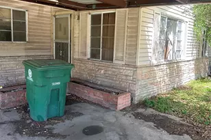 625 Fostoria Ln, Houston, TX 77076 - Photo 9