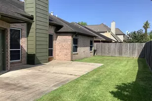 1601 Oak Pl Ct, Pearland, TX 77581 - Photo 21