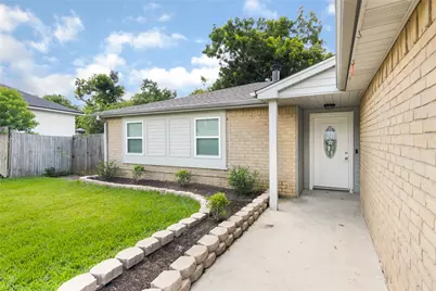 12757 Lake Conroe Hills Drive, Willis, TX 77318 - Photo 5