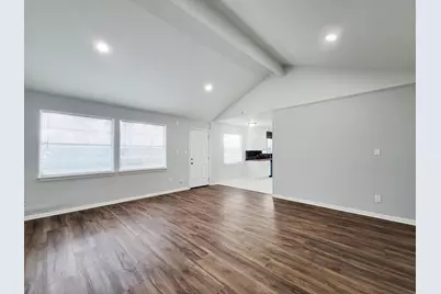 2024 Stonesthrow Drive, Bay City, TX 77414 - Photo 7