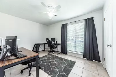 405 Avondale Lane, Friendswood, TX 77546 - Photo 29