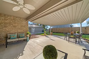 1915 Running Bear Trail, Crosby, TX 77532 - Photo 5