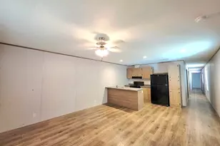 401 S Woodson St, Willis, TX 77378 - Photo 3