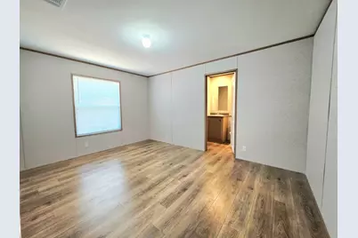 401 S Woodson Street #10, Willis, TX 77378 - Photo 7