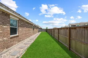 12231 Carling Straight Dr, Houston, TX 77044 - Photo 31