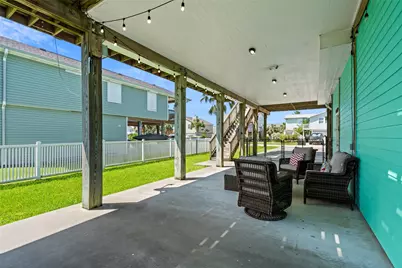 3923 Reeves Drive, Galveston, TX 77554 - Photo 31