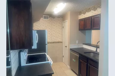 17331 Red Oak Drive #48, Houston, TX 77090 - Photo 9
