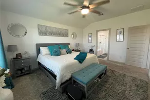827 Teal Moon Dr, Rosharon, TX 77583 - Photo 9