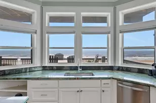 2396 Sand Drift Ln, Crystal Beach, TX 77650 - Photo 21