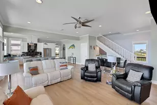 2396 Sand Drift Ln, Crystal Beach, TX 77650 - Photo 5