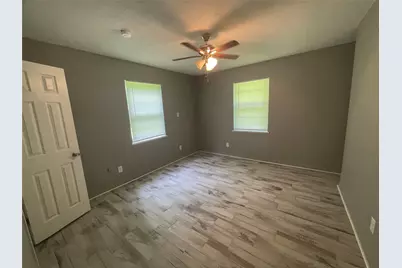1015 Dogwood Avenue, Livingston, TX 77351 - Photo 11