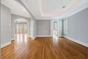 2426 Nantucket Dr, Houston, TX 77057 - Photo 11