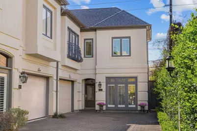 2426 Nantucket Drive #D, Houston, TX 77057 - Photo 1