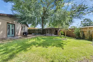 9934 Tiltree St, Houston, TX 77075 - Photo 27
