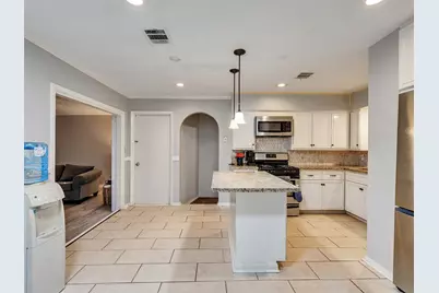 9934 Tiltree Street, Houston, TX 77075 - Photo 7