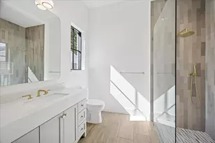 267 Maple Valley Rd, Houston, TX 77056 - Photo 19