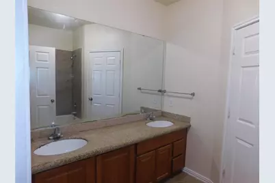 9400 Bellaire Boulevard #612, Houston, TX 77036 - Photo 21